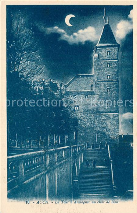 Auch Gers La tour d’Armagnac au clair de lune