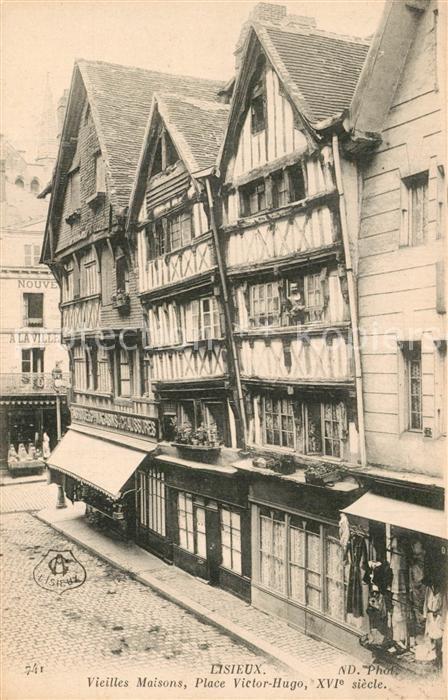 Lisieux Vieilles Maisons Place Victor Hugo