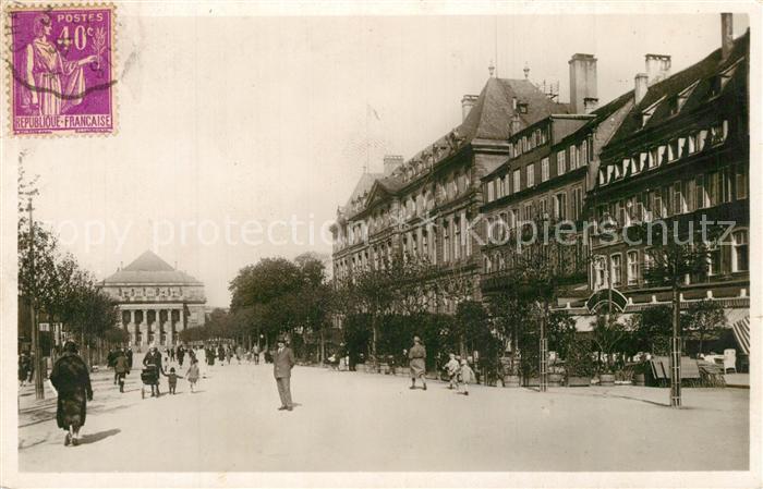 Strasbourg Alsace Place Broglie le Theatre et l’Hotel de Ville