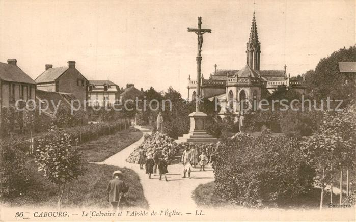 Cabourg Le Calvaire et l’Abside de l'Eglise