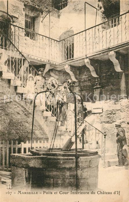 Marseille Bouches-du-Rhone Puits et Cour Intérieure du Chateau
