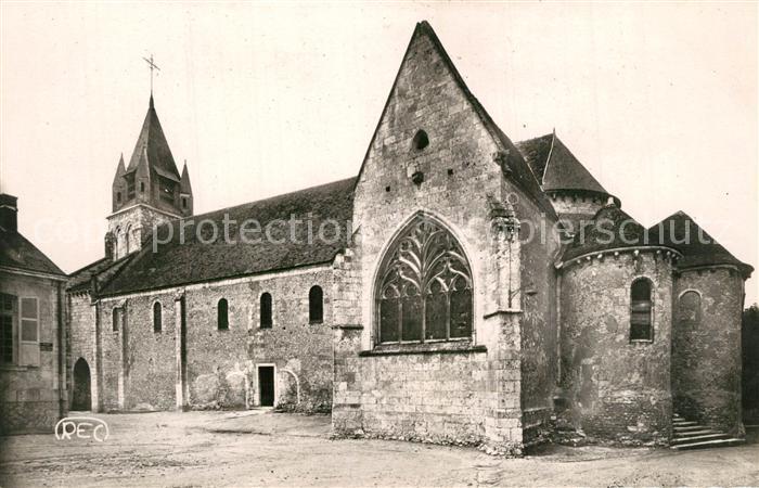 Mehun-sur-Yevre Eglise Romane XIe et XIIe siècle