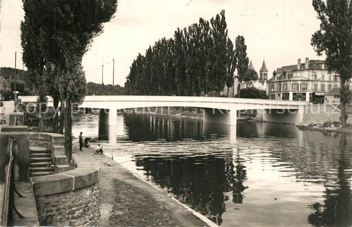 Melun Seine et Marne Pont Nord sur la Seine