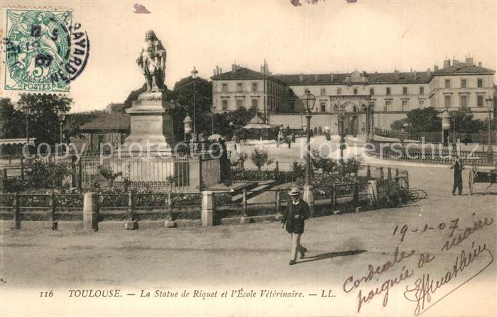 Toulouse Haute-Garonne Statue de Riquet Monument Ecole Vétérinaire