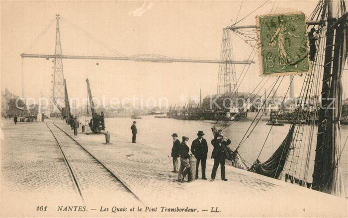 Nantes Loire Atlantique Les Quais et le Pont Transbordeur