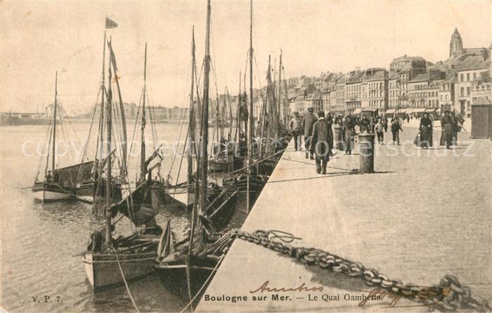 Boulogne-sur-Mer Quai Gambetta Bateaux