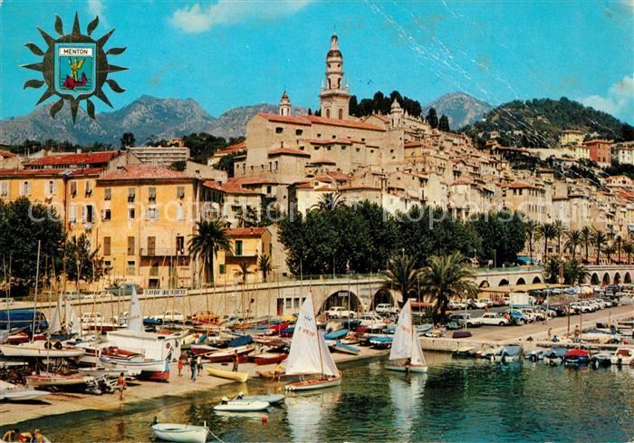 Menton Alpes Maritimes Vieux port et la vieille ville Côte d Azur