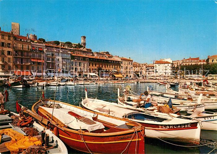 Cannes Alpes-Maritimes Coin du port Quai Saint Pierre et le Su
