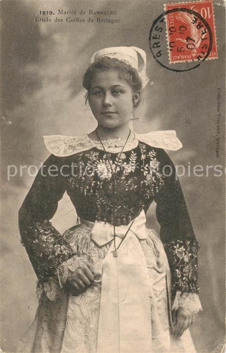 Bannalec Mariée Etude des Coiffes de Bretagne Hochzeitstracht