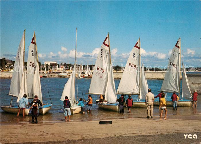 Carnac Morbihan Grand Centre de yachting Station balnéaire Départ pour régate a