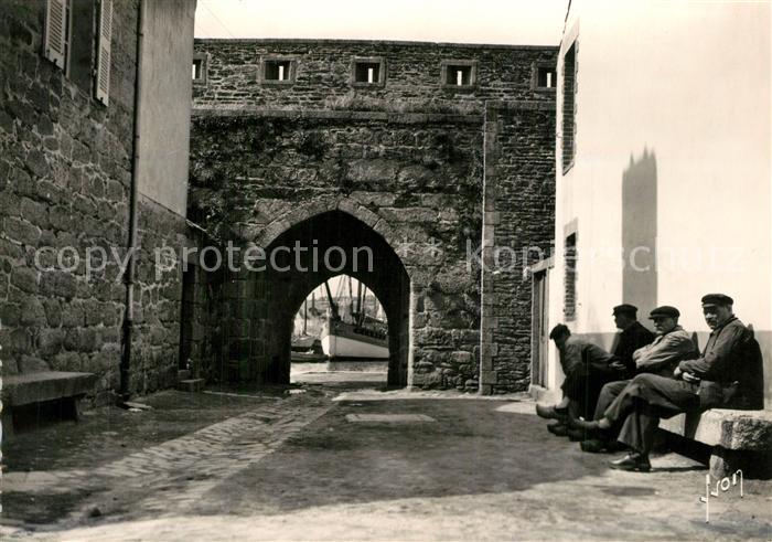 Concarneau Finistere Ville Close Porte du Vin