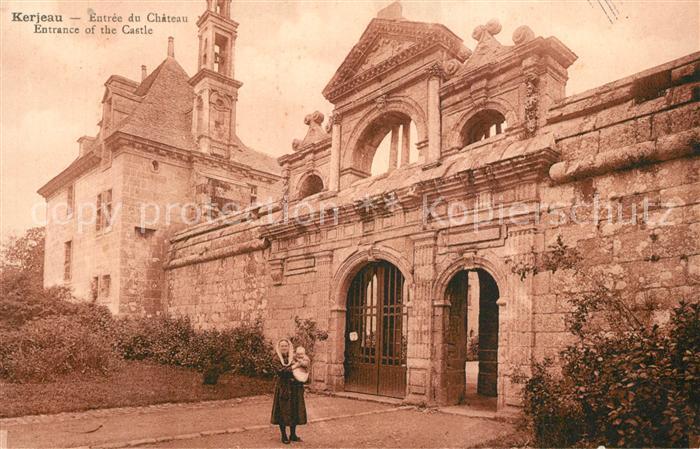 Saint-Vougay Chateau de Kerjean Entree du Chateau