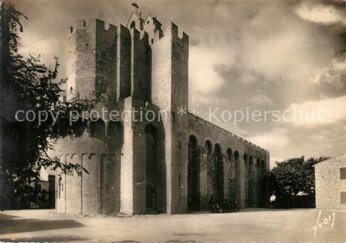 Les Saintes-Maries-de-la-Mer Eglise fortifiee