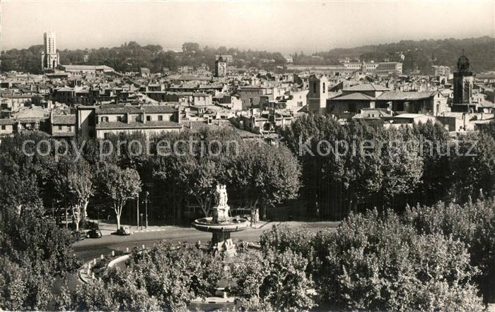 Aix-en-Provence Vue generale et la Grande Fontaine