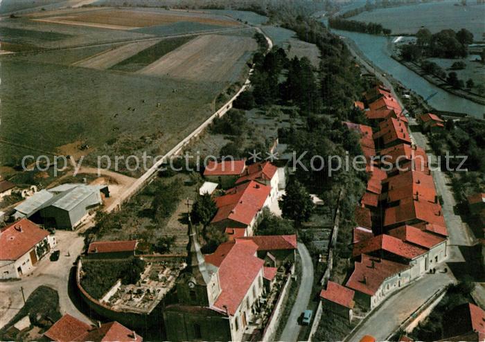 Vilosnes-Haraumont Eglise et la Grande Rue Vue aerienne