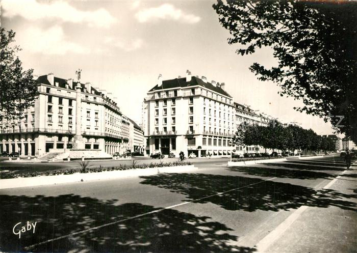 Caen Monument aux Morts et Hotel Malherbe