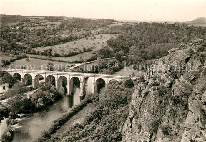 Clecy Le Viaduc sur l'Orne