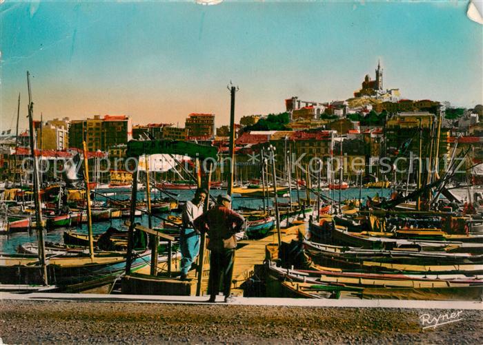 Marseille Bouches-du-Rhone Un coin du Port La Panne
