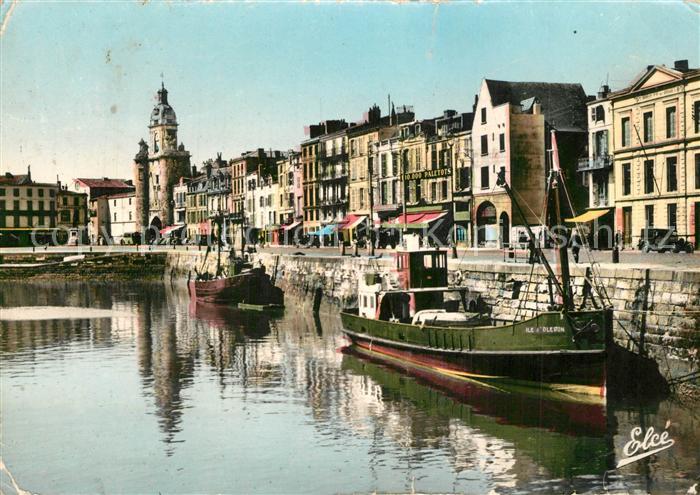 La Rochelle Charente-Maritime Quais et Tour de la grosse Horloge