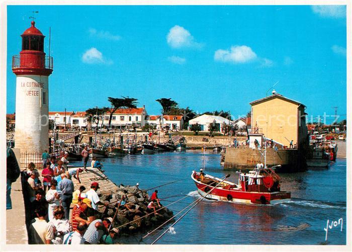 Ile d Oleron La Cotiniere Le Phare et l’entree du Port
