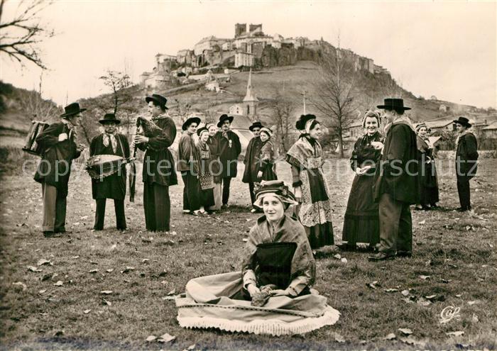 Saint-Flour Cantal Groupe Folklorique de la Sanfloraine Danseurs auvergnats au r
