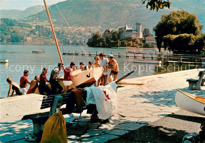 Duingt Mise a l’eau d’une caravelle