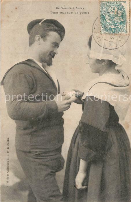 Auray Leurs yeux sont un poème Couple Costumes Trachten