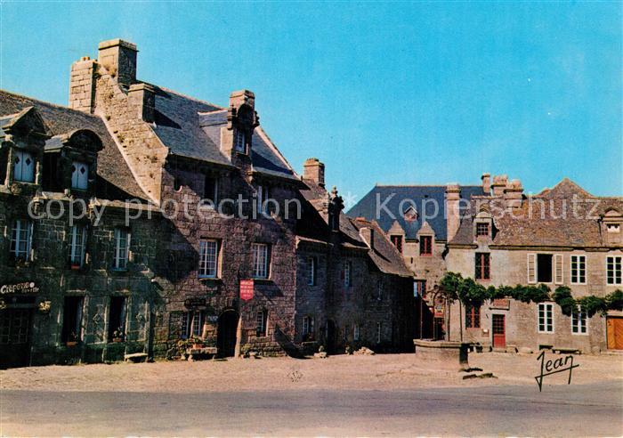 Locronan Place du XVIe et XVIIe siècle vieilles