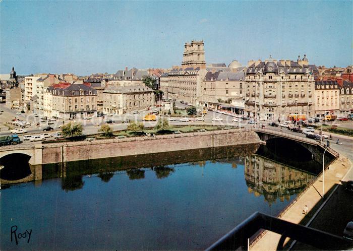 Rennes Ille-et-Vilaine Pont de la Mission au fond les Tours de