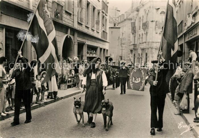 Saint-Malo 35 Rue de Dinan Groupe folklorique Quic en Groigne