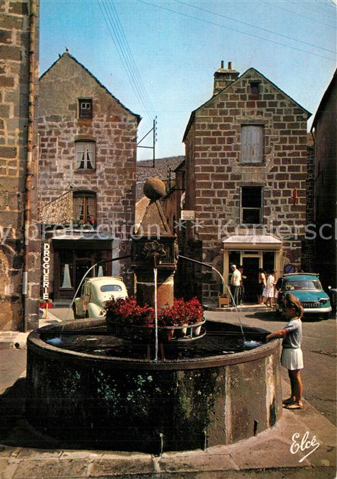 Besse en Chandesse Vieille fontaine