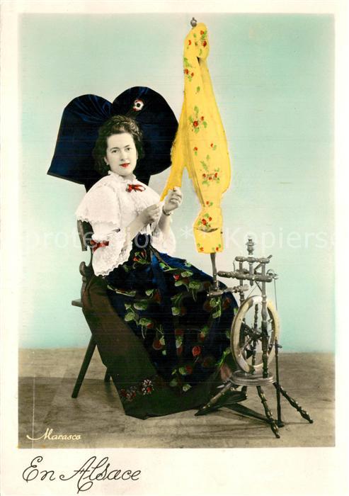 Alsace Elsass Costumes Femme Rouet Trachten Spinnrad