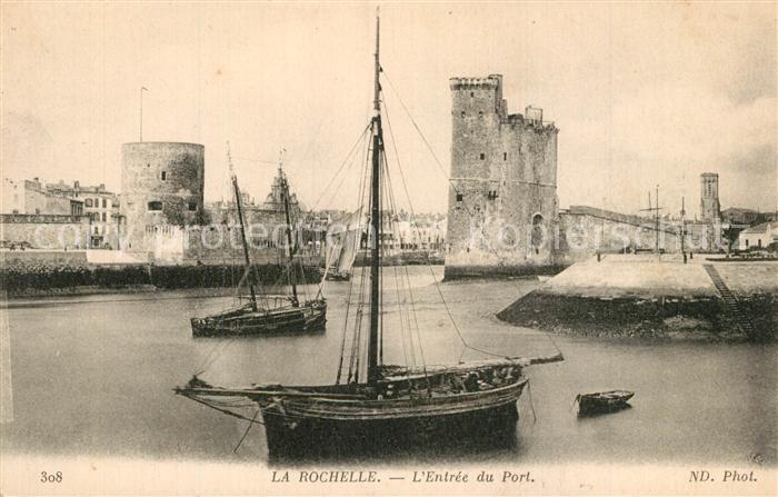 La Rochelle Charente-Maritime Entree du Port