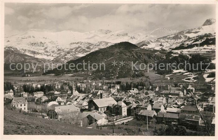Barcelonnette Vue panoramique vers la Station du Sauze