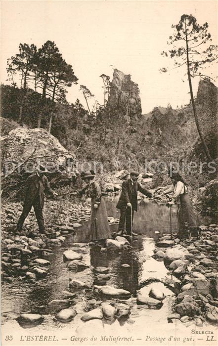 Esterel Gorges du Malinfernet Passage d’une gue