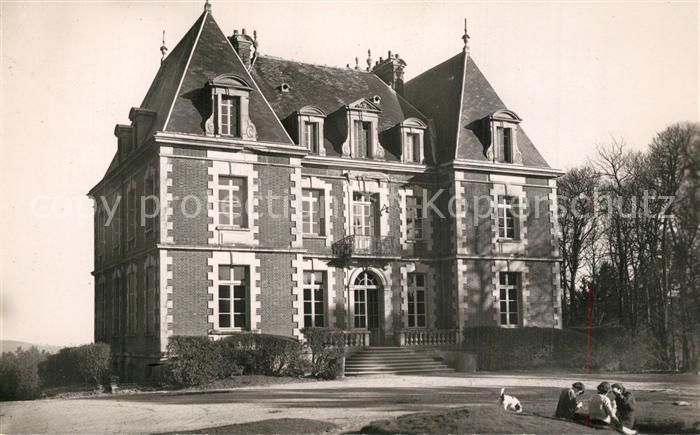 Saint-Leu-la-Foret Le Chateau de Bois Carbon