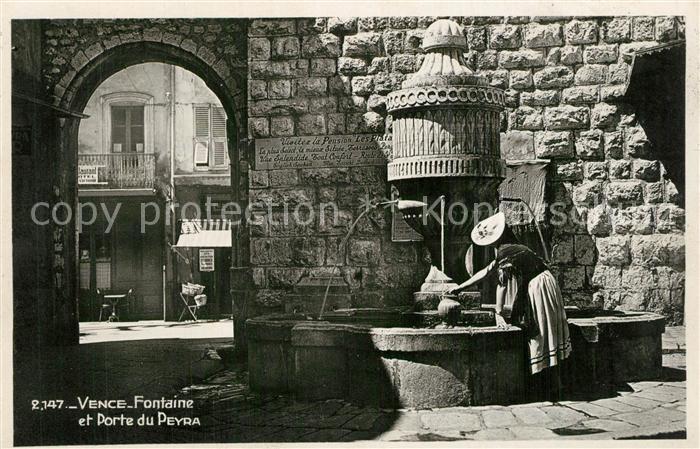Vence-la-Jolie Fontaine et Porte du Peyra