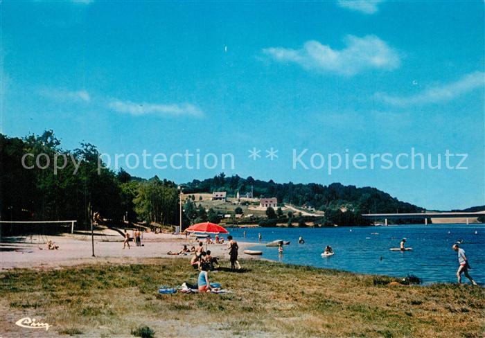 Bujaleuf Le plan d’eau et la plage