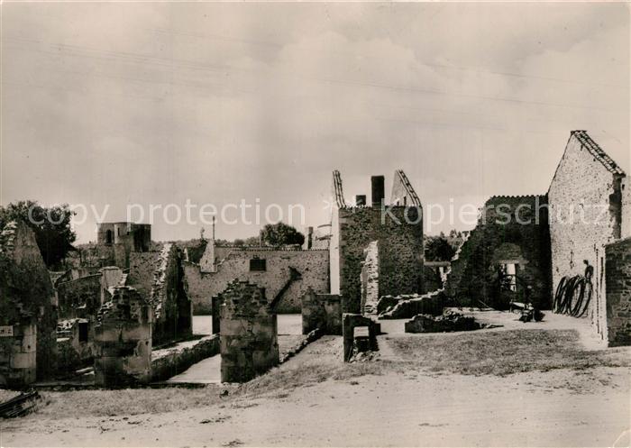 Oradour-sur-Glane detruit le 10 Juin 1944 Place du Champ de Foire