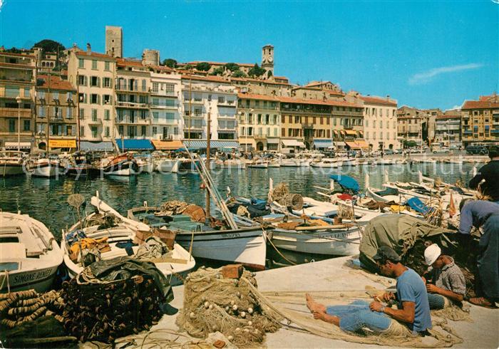 Cannes Alpes-Maritimes Un coin du POrt le Quai St Pierre et le Suquet