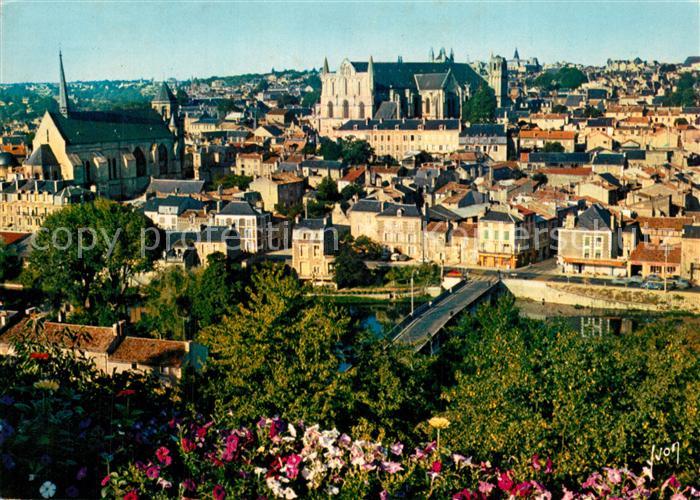 Poitiers 86 Vue generale St Radegonde Cathedrale St Pierre