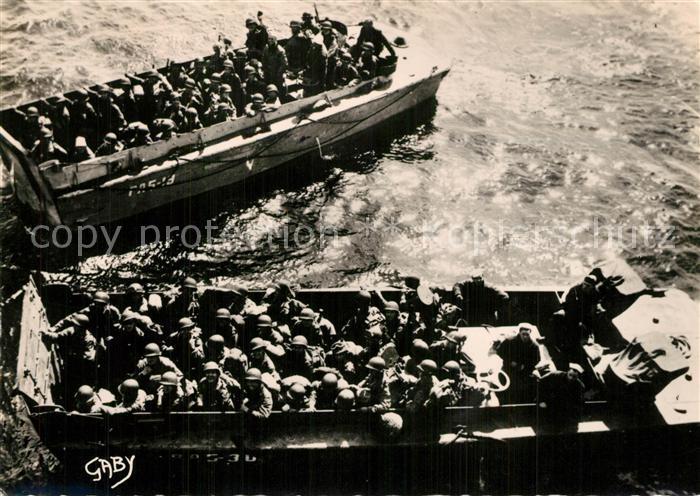 Arromanches-les-Bains Arrive des peniches de debarquement sur