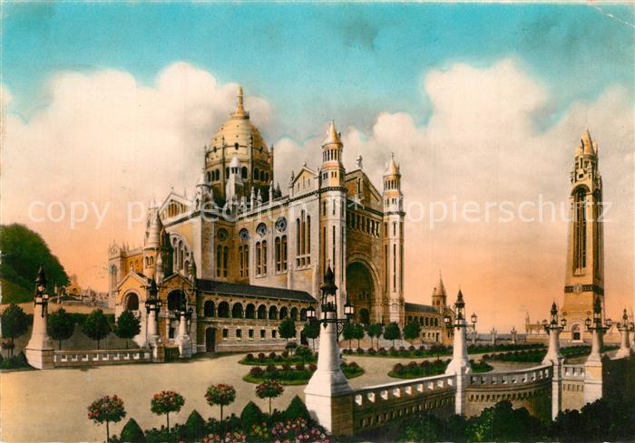 Lisieux La Basilique de Lisieux Panorama general