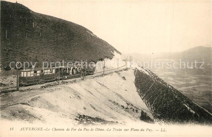 Puy de Dome Le Chemin de Fer du Puy de Dome Train sur