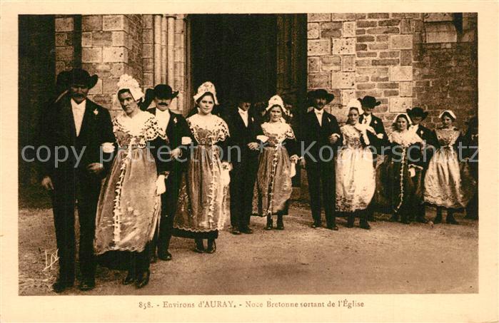 Auray Noce Bretonne sortant de l'Eglise