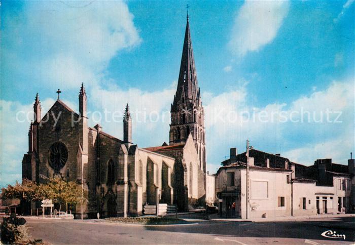 Langon Gironde Place de la Liberation Eglise