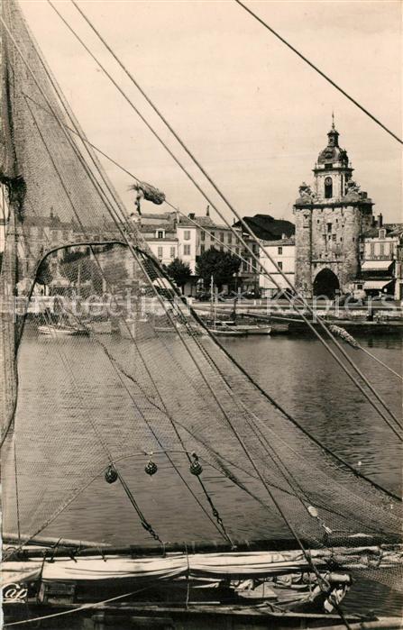 La Rochelle Charente-Maritime Le Port et la Grande Horloge Voilier