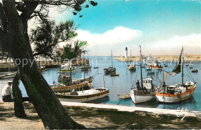 La Cotiniere Flotille dans le port Bateaux