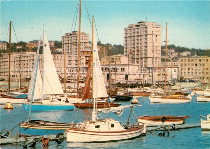 Le Havre Petit Port aux Yachts Club Houses des R