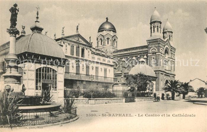 Saint-Raphael Var Le Casino et la Cathedrale